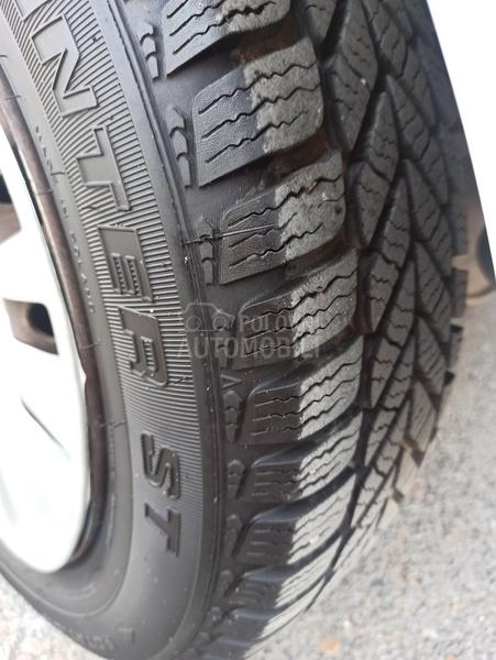 Fiat Punto 1.2 8v VREDl VlDETl