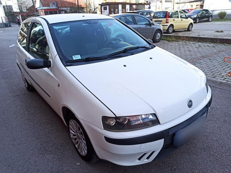 Fiat Punto 1.2 8v VREDl VlDETl