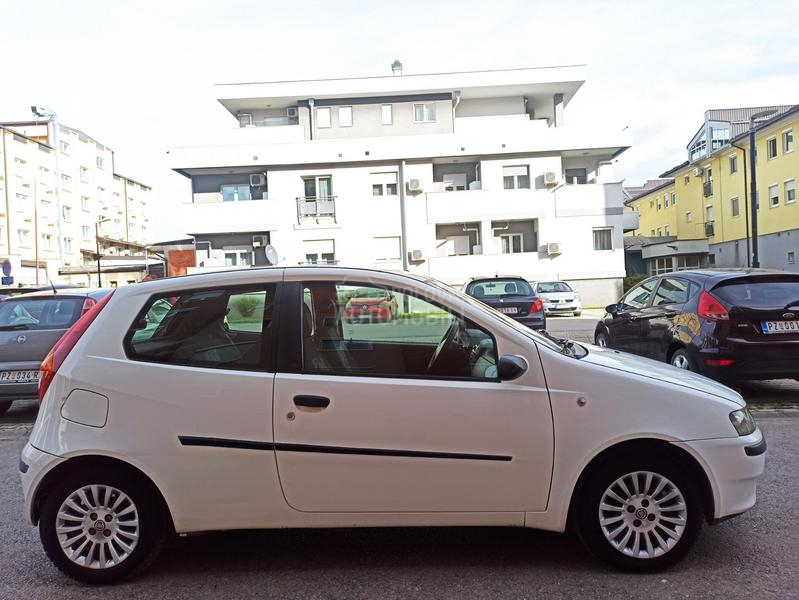 Fiat Punto 1.2 8v VREDl VlDETl