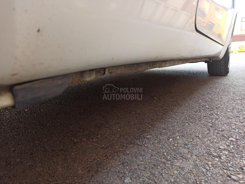 Fiat Punto 1.2 8v VREDl VlDETl