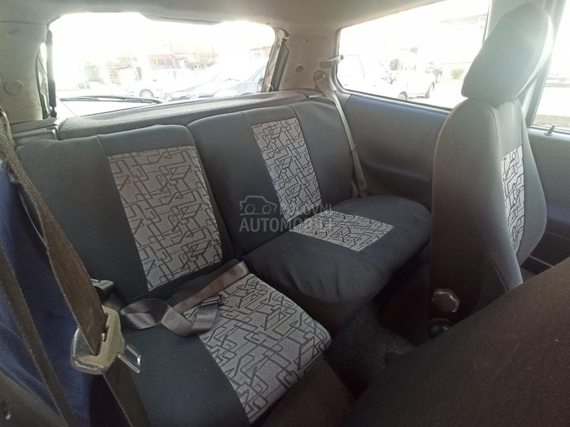 Fiat Punto 1.2 8v VREDl VlDETl