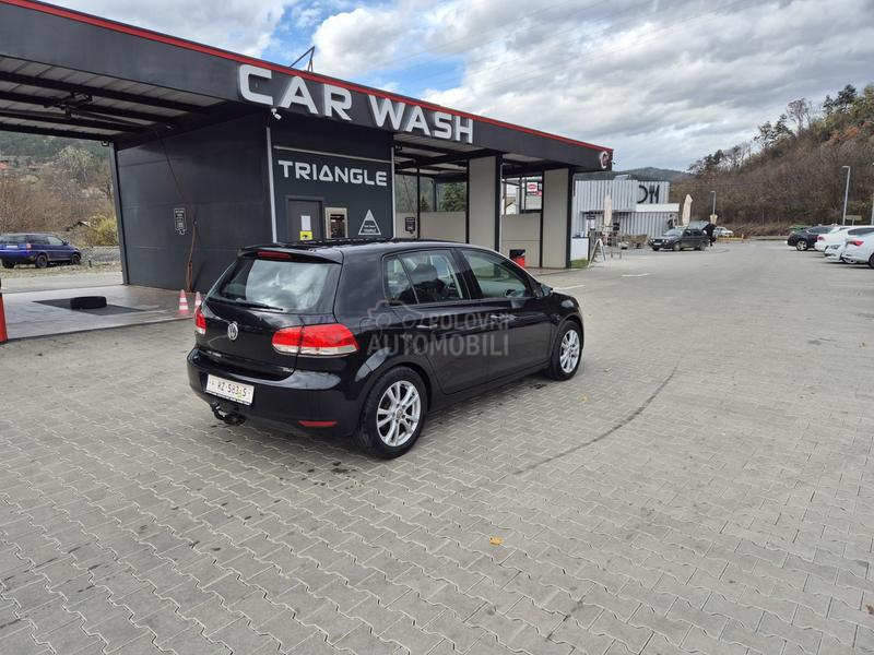 Volkswagen Golf 6 1.6tdi, 2010g