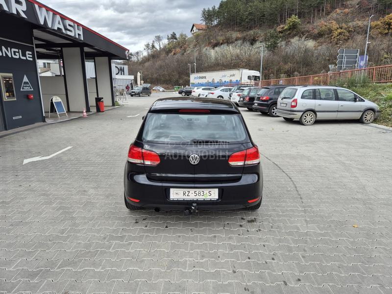 Volkswagen Golf 6 1.6tdi, 2010g
