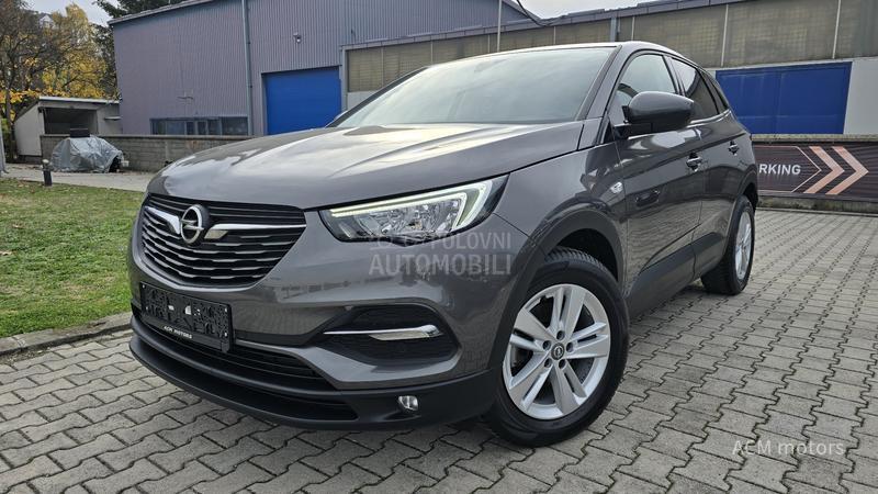 Opel Grandland X 1.2 business/ AUT