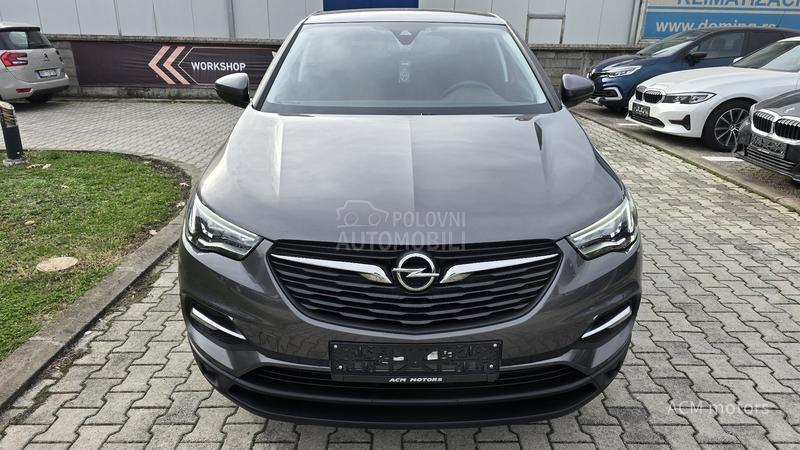 Opel Grandland X 1.2 business/ AUT