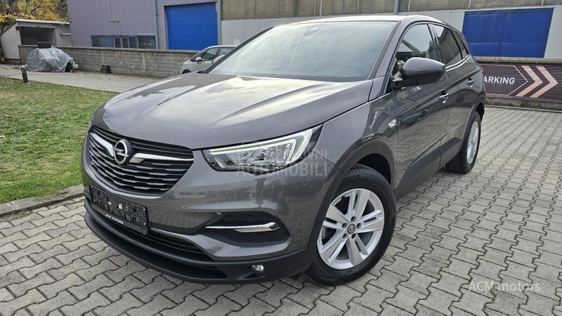 Opel Grandland X 1.2 business/ AUT