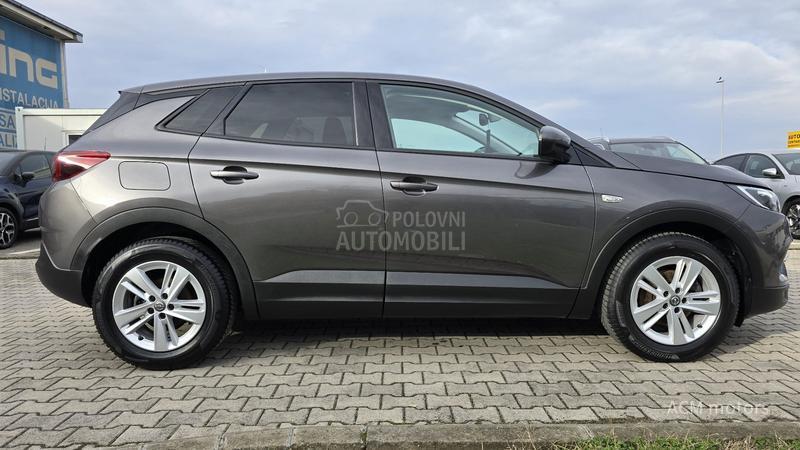 Opel Grandland X 1.2 business/ AUT