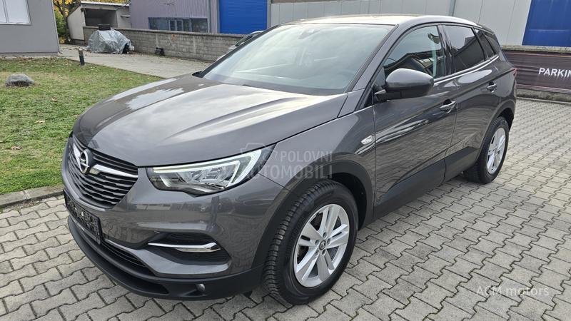 Opel Grandland X 1.2 business/ AUT