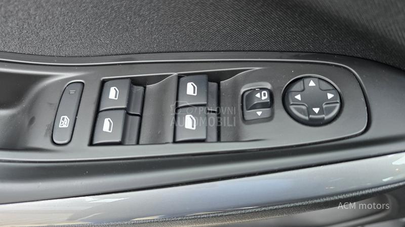 Opel Grandland X 1.2 business/ AUT