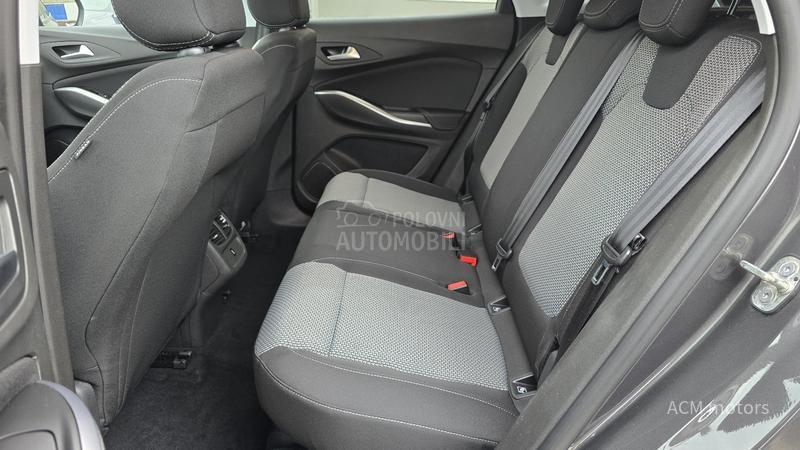 Opel Grandland X 1.2 business/ AUT