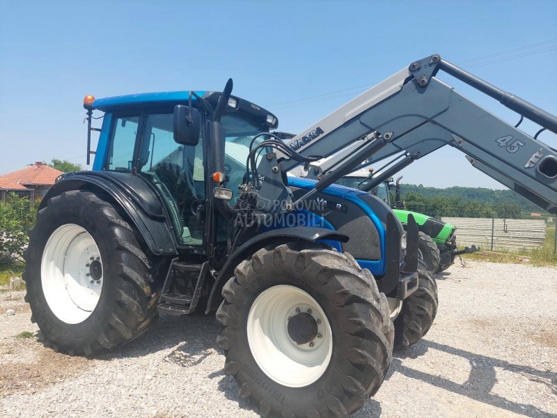 Valtra N101 FABRICKI UTOVARIVAC