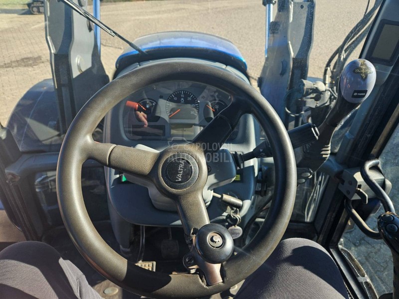 Valtra N101 FABRICKI UTOVARIVAC