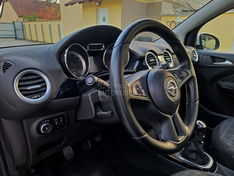 Opel Adam POGLEDATI TEXT
