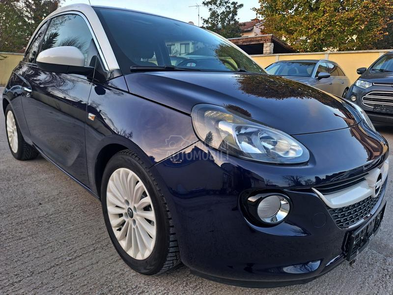 Opel Adam POGLEDATI TEXT