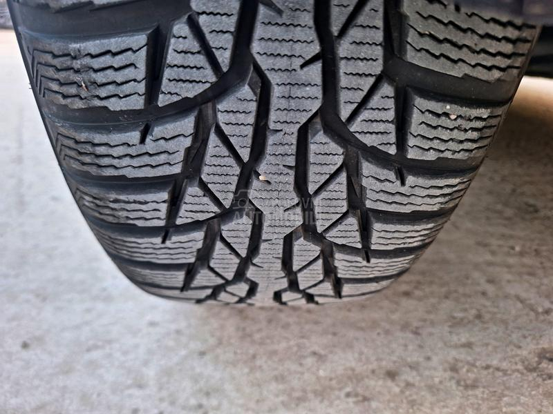 Opel Adam POGLEDATI TEXT