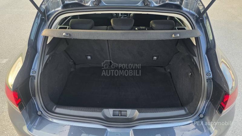 Renault Megane 1.5 BlueDci EDC