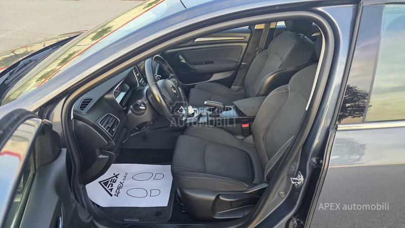 Renault Megane 1.5 BlueDci EDC