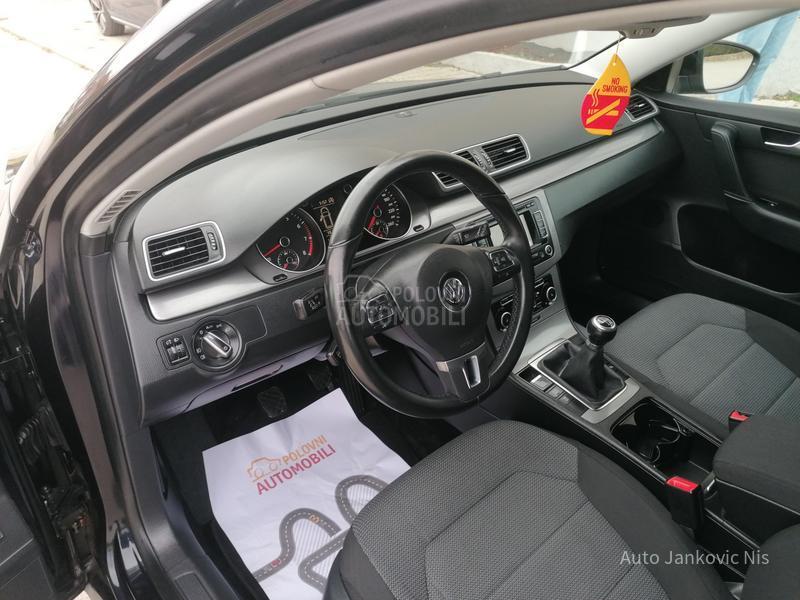 Volkswagen Passat B7 1.4i TREND LINE CH
