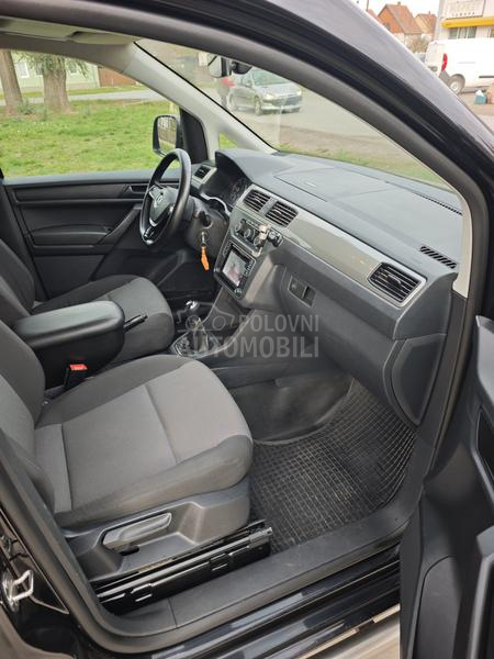 Volkswagen Caddy 1.6 TDI HIGHLINE