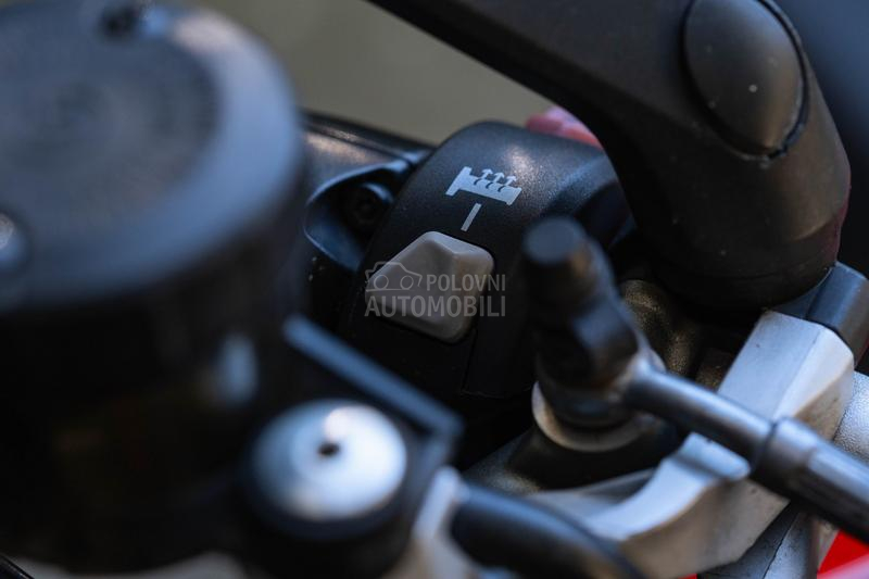 Ducati Multistrada 1200s