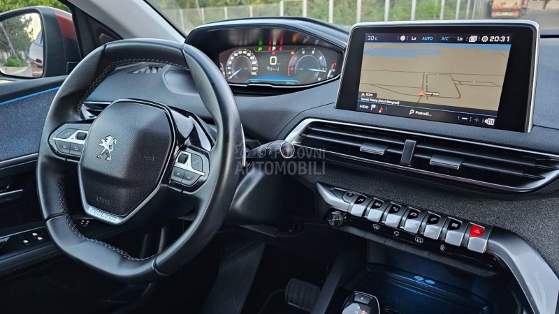 Peugeot 3008 1.5d 131 Allure/Led
