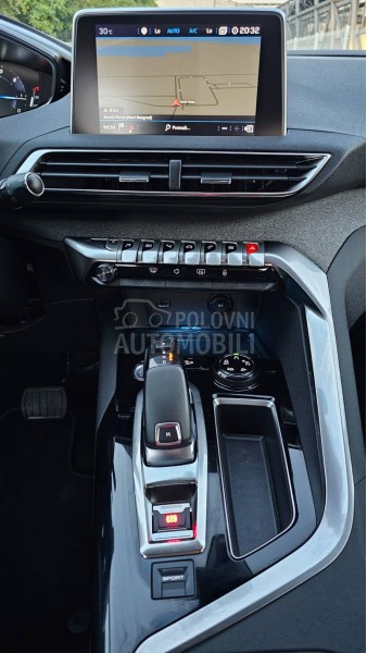 Peugeot 3008 1.5d 131 Allure/Led