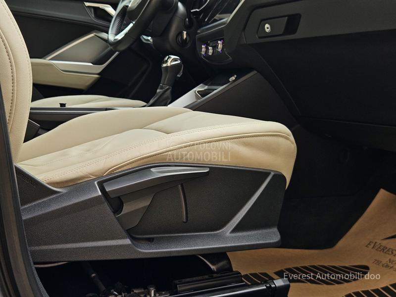 Audi Q3 2.0TDi/S LINE/NARDO