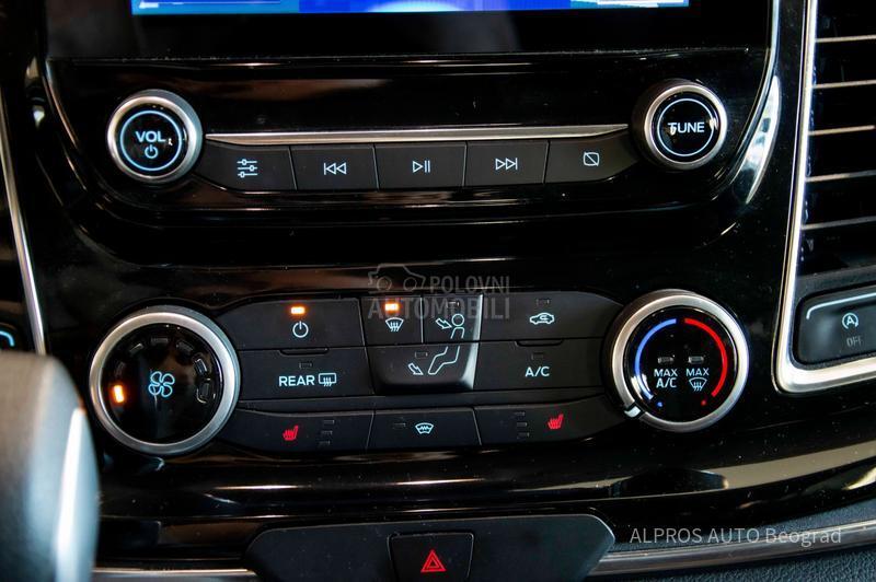 Ford Tourneo Custom 2.0 TDCI TITANIUM