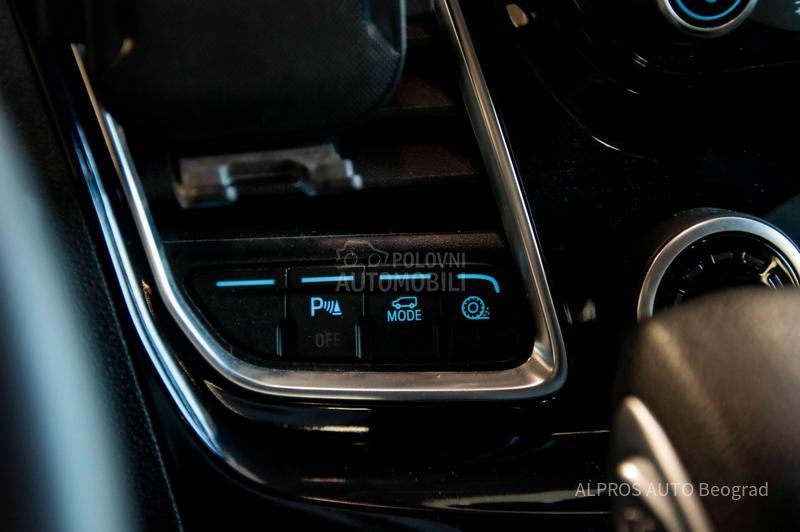 Ford Tourneo Custom 2.0 TDCI TITANIUM