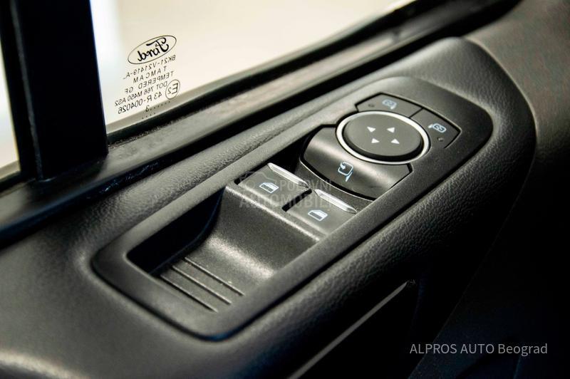 Ford Tourneo Custom 2.0 TDCI TITANIUM