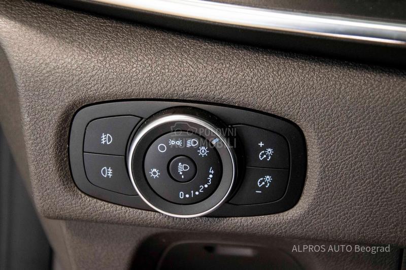 Ford Tourneo Custom 2.0 TDCI TITANIUM