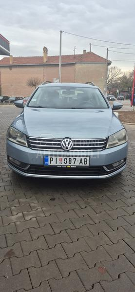 Volkswagen Passat B7 1.6 bluemotion