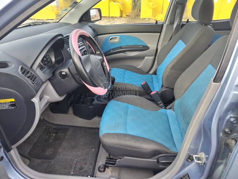 Kia Picanto 1.1i