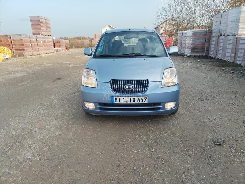 Kia Picanto 1.1i