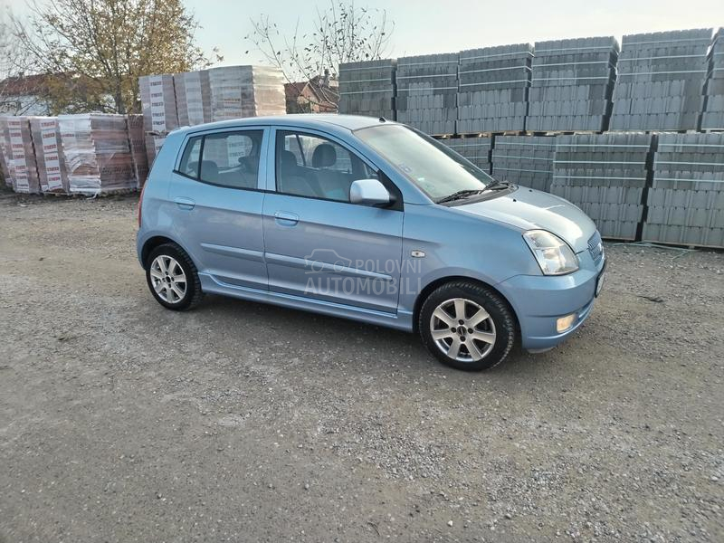 Kia Picanto 1.1i