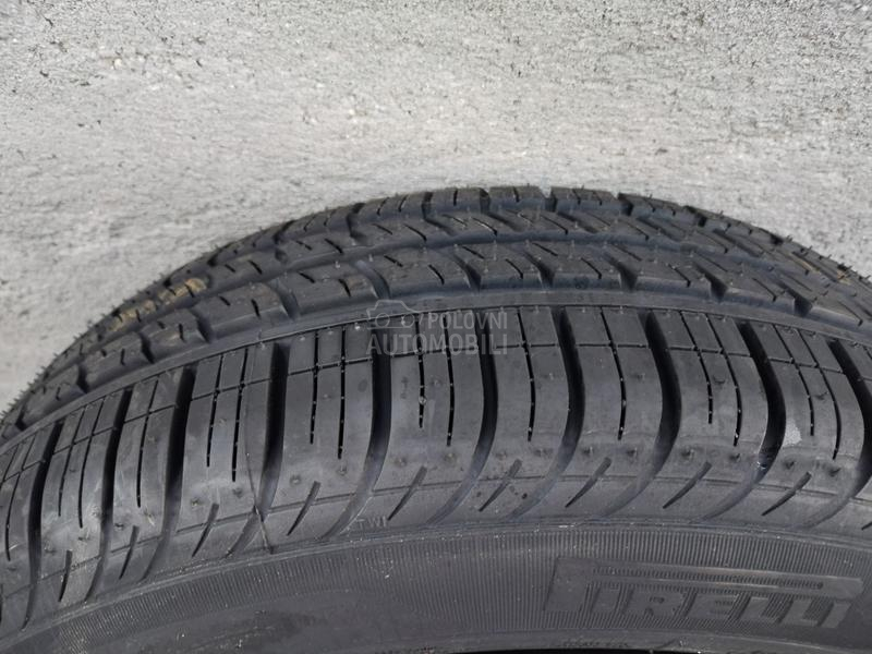 Rezervni tocak 15 sa alatom