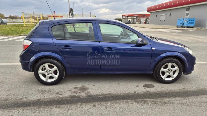 Opel Astra H 1.6 T.N.G