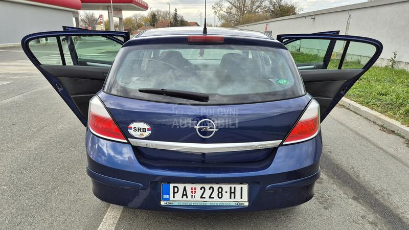 Opel Astra H 1.6 T.N.G