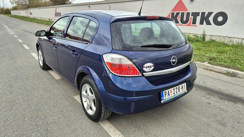 Opel Astra H 1.6 T.N.G