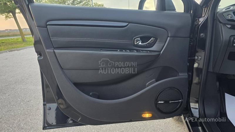 Renault Scenic Rezervisan