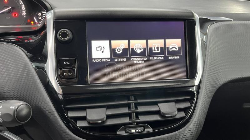 Peugeot 2008 ALLURE HROM 1/1