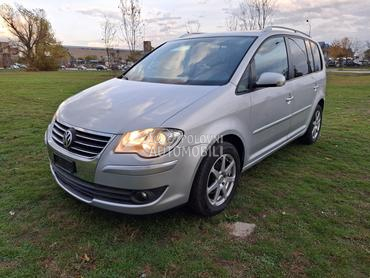 Volkswagen Touran 2,0TDI DSG