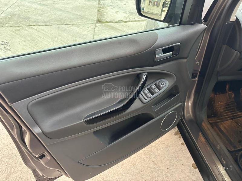 Ford Kuga 2.0 Tdci TITANIUM S