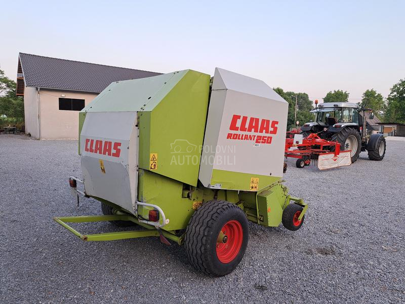 Claas ROLLANT 250