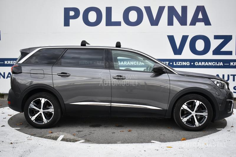 Peugeot 5008 1.6 Allure AT