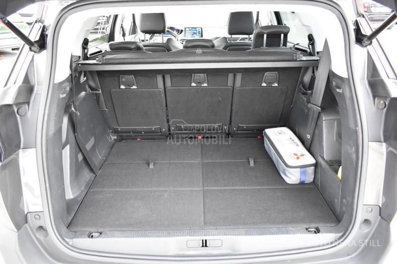 Peugeot 5008 1.6 Allure AT