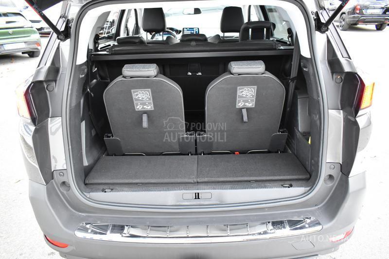 Peugeot 5008 1.6 Allure AT