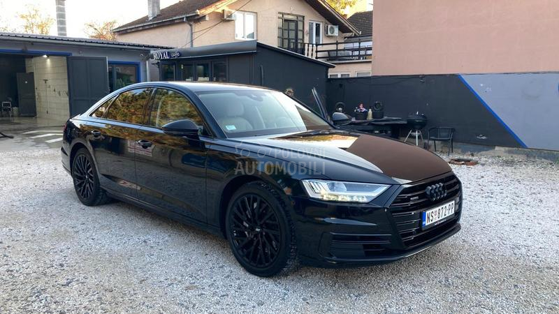 Audi A8 55TFSI M-HYBRID