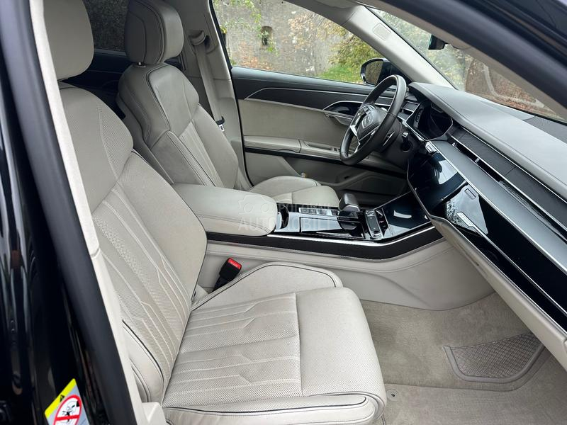 Audi A8 55TFSI M-HYBRID