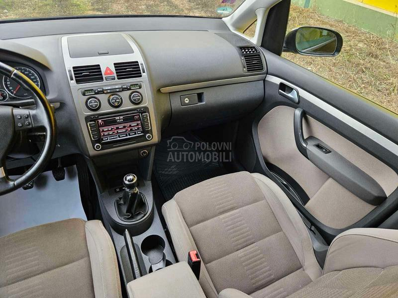 Volkswagen Touran FABR.MET.AN/ORIG.km